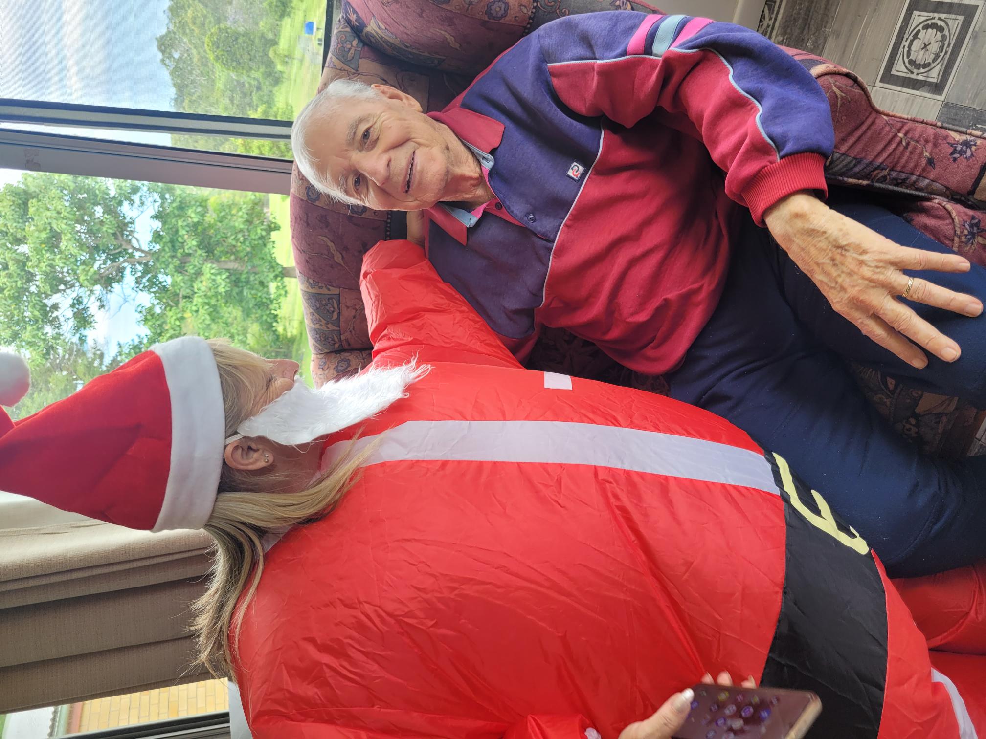 Santa Visits Tamborine Beaumont Care